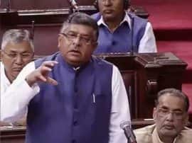 भारी हंगामे के बीच लोकसभा में पेश हुआ तीन तलाक बिल, कांग्रेस ने किया विरोध Law minister Ravi shanker prasad tabled Triple talaq bill भारी हंगामे के बीच लोकसभा में पेश हुआ तीन तलाक बिल, कांग्रेस ने किया विरोध
