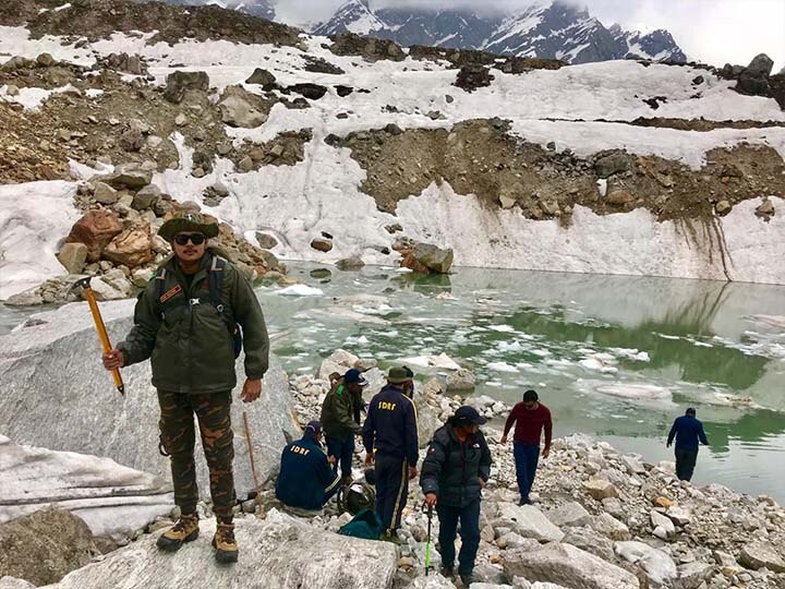 केदारघाटी का महासंकट: कहीं बड़े खतरे का संकेत तो नहीं है ग्लेशियर में दिखाई देने वाली ये झील, पढ़ें एबीपी गंगा की रिपोर्ट