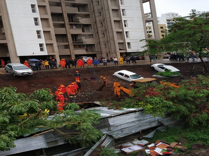 पुणे में 'काल' बन गिरी दीवार, 15 की मौत; महाराष्ट्र सरकार ने जांच के दिए आदेश