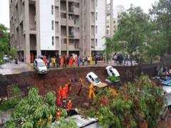 पुणे में 'काल' बन गिरी दीवार, 15 की मौत; महाराष्ट्र सरकार ने जांच के दिए आदेश