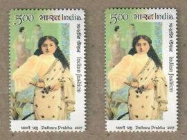  Post office released indian famous traditional saree post ticket know reason behind this फैशन के दौर में विलुप्त हुईं ये पारंपरिक साड़ियां, डाक विभाग ने की ये पहल