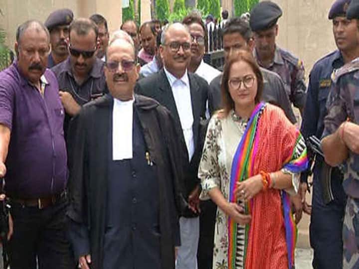 जया प्रदा की चुनाव रद करने की मांग, आजम खान के खिलाफ इलाहाबाद हाई कोर्ट में दाखिल की याचिका