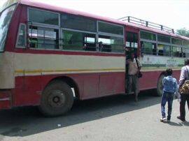 हर वक्त खतरे में रहते हैं यूपी रोडवेज के मुसाफिर, पढ़ें एबीपी गंगा की खास रिपोर्ट Special report on agra bus accident, reason behind it हर वक्त खतरे में रहते हैं यूपी रोडवेज के मुसाफिर, पढ़ें एबीपी गंगा की खास रिपोर्ट