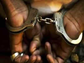 One lakh prized miscreant arrested during encounter in Mathura several criminal cases filed against him मथुरा में मुठभेड़ के दौरान एक लाख का इनामी बदमाश गिरफ्तार, कई जिलों में संगीन मामले दर्ज