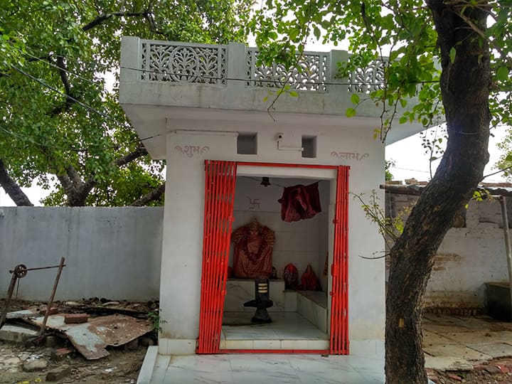 फर्जी है बीजेपी विधायक की बेटी की शादी का सर्टिफिकेट, मंदिर के महंत ने किया खुलासा