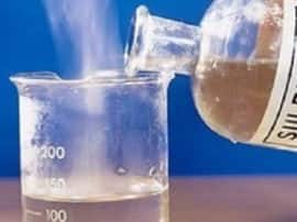 Aligarh factory teenager forcible feed acid, death फैक्ट्री में किशोर को संदिग्ध हालात में पिलाया तेजाब, इलाज के दौरान हुई मौत