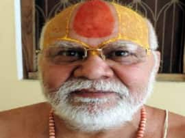 Ayodhya mahant gyan das health improved admitted in lucknow PGI  महंत ज्ञान दास की तबीयत में सुधार, सीने व सिर में दर्द की शिकायत के बाद PGI में चल रहा है इलाज