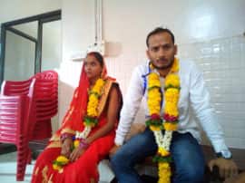 man allegedly murder his daughter for honour killing आशीर्वाद के लिए झुकते ही पिता ने कर दिया बेटी का कत्ल, जानिए वजह