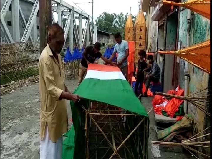 मुसलमान बनाते हैं हिन्दुओं के लिये कांवड़, हिंदू-मुस्लिम एकता की मिसाल बना यह मेला