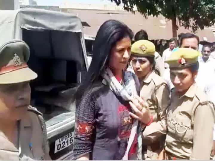 क्रिकेटर शमी की पत्नी को आधी रात को हिरासत में लिए जाने पर मुश्किल में घिरी यूपी पुलिस