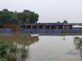 Rapti river overflows to banks in Balrampur बलरामपुर: बारिश से राप्ती नदी का रौद्र रूप, नेश्नल हाईवे पानी में डूबा, बाढ़ का संकट गहराया