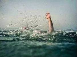 तालाब में नहाने गये चार बच्चों की डूबने से मौत, परिवार में मचा कोहराम Four teenagers drowned in pond in pratapgarh तालाब में नहाने गये चार बच्चों की डूबने से मौत, परिवार में मचा कोहराम