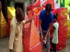 मुसलमान बनाते हैं हिन्दुओं के लिये कांवड़, हिंदू-मुस्लिम एकता की मिसाल बना यह मेला