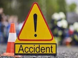 In baharaich accident 2 dead and eight injured ट्रैक्टर ट्राली पलटी, दो की मौत आठ घायल