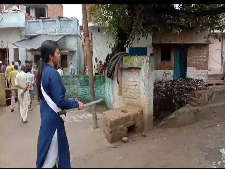 50 साल से था कब्रिस्तान पर अवैध कब्जा, लेडी सिंघम बनी एसडीएम ने हटवाया अतिक्रमण