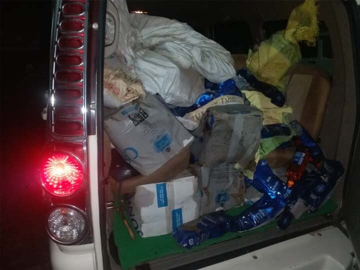 कुशीनगर: थानाध्यक्ष की प्राइवेट स्कार्पियो से अवैध शराब बरामद, लीपापोती में जुटी पुलिस illegal liquor recovered from private vehicle of police officer in kushinagar