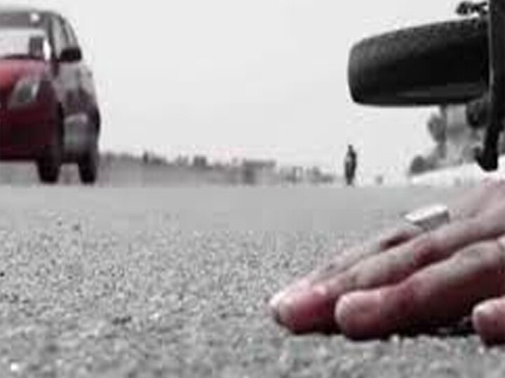 पीलीभीत में दर्दनाक सड़क हादसे में तीन लोगों की मौत, एक की हालत नाजुक Three people died in painful road accident in Pilibhit one injured in critical condition