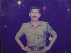 प्रयागराज: सेना पर हो रही सियासत से आहत है कारगिल शहीद का परिवार