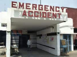 junior doctors strike over in JN Medical College जेएन मेडिकल कॉलेज में हड़ताल खत्म, मांग पूरी होने के बाद काम पर लौटे डॉक्टर