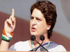 योगी सरकार पर प्रियंका गांधी का हमला, पूछा- कैसी कर्जमाफी कि किसान आत्महत्या को मजबूर? priyanka gandhi attack on yogi government over farmers suicide issue योगी सरकार पर प्रियंका गांधी का हमला, पूछा- कैसी कर्जमाफी कि किसान आत्महत्या को मजबूर?