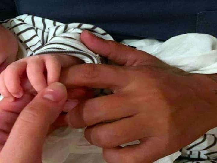 बेटे का नाम बताते हुए अर्जुन ने शेयर की खूबसूरत तस्वीर, लिखा- जूनियर रामपाल का स्वागत है