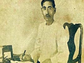 उपेक्षा का शिकार है उपन्यास सम्राट का पैतृक गांव, धूल फांक रहा मुंशी प्रेमचंद मेमोरियल know the reality of munshi premchand house in varanasi उपेक्षा का शिकार है उपन्यास सम्राट का पैतृक गांव, धूल फांक रहा मुंशी प्रेमचंद मेमोरियल