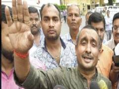 पीड़िता की चाची का अंतिम संस्कार, चाचा का आरोप - विधायक सेंगर ने सब कुछ कराया