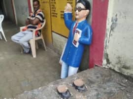b r ambedkar statue vandalized in Bhadohi भदोही के सरकारी स्कूल में आंबेडकर की प्रतिमा क्षतिग्रस्त, पुलिस ने लगवाई नई मूर्ति