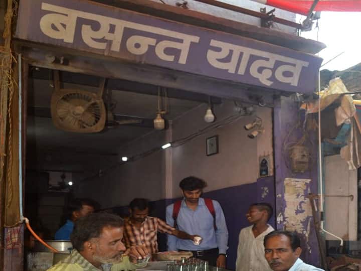 जायके के शौकीनों के लिए झांसी 'टेस्ट में है बेस्ट', दाऊ का समोसा और अवध फूड का नहीं भूल पाएंगे स्वाद