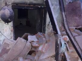 2 children dead, 12 people injured after portion of a house collapsed in Dugli village, in Rabupura ग्रेटर नोएडा में दो मंजिला इमारत गिरी, दो की मौत, दर्जन भर घायल