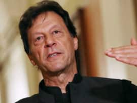 Pakistan expels Indian envoy, suspends trade over Kashmir बौखलाये पाकिस्तान ने भारत से व्यापारिक संबंध तोड़े, भारतीय राजदूत को वापस जाने को कहा