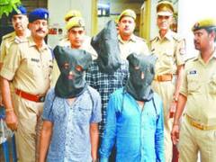 मुथरा: लूटकांड में मां-बेटी को ट्रेन से फेंकने वाले गिरोह के 5 लोग गिरफ्तार, सरगना फरार