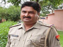 ग्रेटर नोएडा: खनन माफिया से मिलीभगत के चलते थाना प्रभार पर गिरी गाज, ऑडियो क्लिप हुई थी वायरल police inspector of greater noida suspended after audio viral with mining mafia ग्रेटर नोएडा: खनन माफिया से मिलीभगत के चलते थाना प्रभार पर गिरी गाज, ऑडियो क्लिप हुई थी वायरल