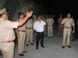 नोएडा में देर रात मुख्य सचिव गृह के औचक निरीक्षण से मचा हड़कंप, इन बिंदुओं पर मांगी रिपोर्ट ief Secretary Home avanish awasthi surprise inspection at noida sector 20 thana नोएडा में देर रात मुख्य सचिव गृह के औचक निरीक्षण से मचा हड़कंप, इन बिंदुओं पर मांगी रिपोर्ट