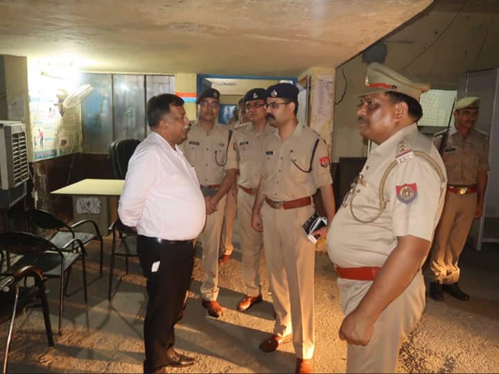 नोएडा में देर रात मुख्य सचिव गृह के औचक निरीक्षण से मचा हड़कंप, इन बिंदुओं पर मांगी रिपोर्ट