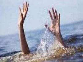 Three men drowned in ganga in unnao उन्नाव: सावन के आखिरी सोमवार पर गंगा नहाने गये तीन युवक डूबे, परिवार में मचा कोहराम