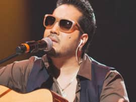 मुशर्रफ के रिश्तेदार के फंक्शन में गाना पड़ा महंगा, मीका सिंह पर भारत में लगा बैन AICWA banned mika singh from film industy after performing at pervez musharraf relative function in karachi मुशर्रफ के रिश्तेदार के फंक्शन में गाना पड़ा महंगा, मीका सिंह पर भारत में लगा बैन