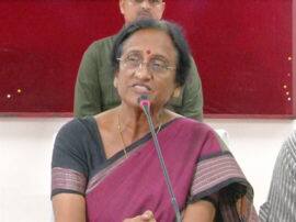 'PM मोदी की नसीहत को धर्म से जोड़ना गलत, कई हिंदू भी पैदा करते हैं ज्यादा बच्चे' Connecting PM Modi advice with religion is wrong many Hindus also have more than two child says rita bahuguna joshi 'PM मोदी की नसीहत को धर्म से जोड़ना गलत, कई हिंदू भी पैदा करते हैं ज्यादा बच्चे'