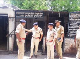 UP Special team will stop the arbitrary conduct of prisoners during hearing स्पेशल टीम रोकेगी पेशी पर बंदियों की मनमानी, सुरक्षा के लिए ये है यूपी पुलिस का प्लान