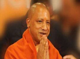 UP CM yogi Aditynath work for 17 to 18 hours every day रोज 17 से 18 घंटे काम करते हैं सीएम योगी आदित्यनाथ, कहा- मिलती है आत्मिक संतुष्टि