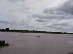 आगरा: चंबल का जलस्तर खतरे के निशान के करीब पहुंचा, दहशत में ग्रामीण, प्रशासन सतर्क