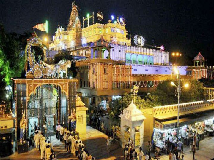 अद्भुत होगा मथुरा में मनाया जाने वाला कृष्ण जन्मोत्सव पर्व, देश के 1200 नामचीन कलाकार भाग लेंगे Krishna Janmotsava festival celebrated in Mathura will be amazing this year