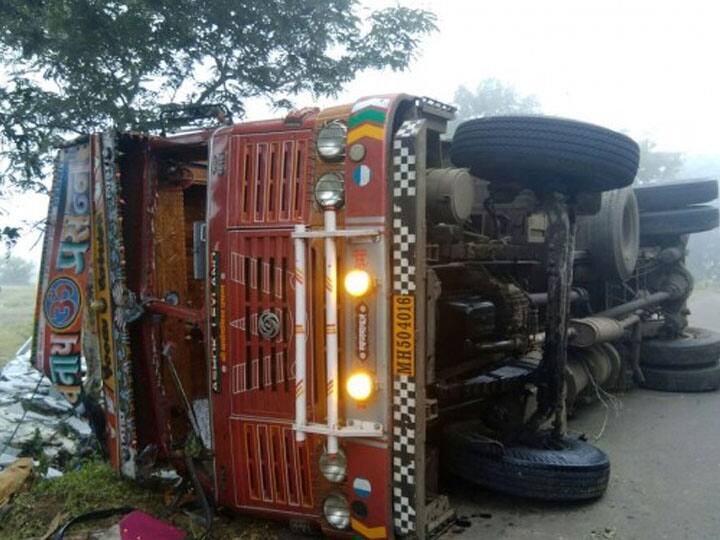 अनियंत्रित ट्रक ने दो मासूम भाइयों को कुचला, परिवार में मातम