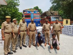 नोएडा में 630 पेटी शराब के साथ दो तस्कर गिरफ्तार, बिहार भेजी जा रहीं थीं पेटियां