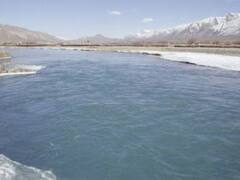 मोदी सरकार का फैसला, पाकिस्तान की तरफ जाने वाली नदियों के पानी को रोकने पर हो रहा काम