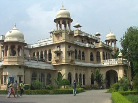 इलाहाबाद सेंट्रल युनिवर्सिटी में रैगिंग का एक और मामला, हाई लेवल कमेटी करेगी जांच Ragging case in Allahabad central university, high level inquiry will investigate इलाहाबाद सेंट्रल युनिवर्सिटी में रैगिंग का एक और मामला, हाई लेवल कमेटी करेगी जांच