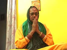 एक्सक्लूसिव: यूपी पुलिस के पूर्व आईजी धरते हैं कृष्ण की राधा का वेश, खुद को कहते हैं 'दूसरी राधा' Former UP Police IG DK Panda says himself as 'doosri radha' एक्सक्लूसिव: यूपी पुलिस के पूर्व आईजी धरते हैं कृष्ण की राधा का वेश, खुद को कहते हैं 'दूसरी राधा'