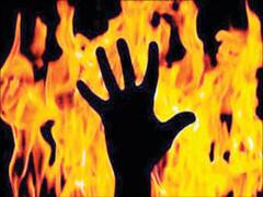 छेड़छाड़ का विरोध करने पर जला दिया जिंदा, इलाज के दौरान नाबालिग लड़की ने तोड़ा दम