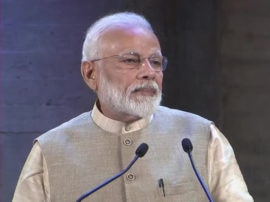 prime minister narendra modi address indian community in France prime minister narendra modi address indian community in France