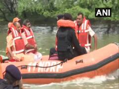 योगी ने वाराणसी में बाढ़ प्रभावित क्षेत्रों का दौरा कर राहत कार्यों का लिया जायजा